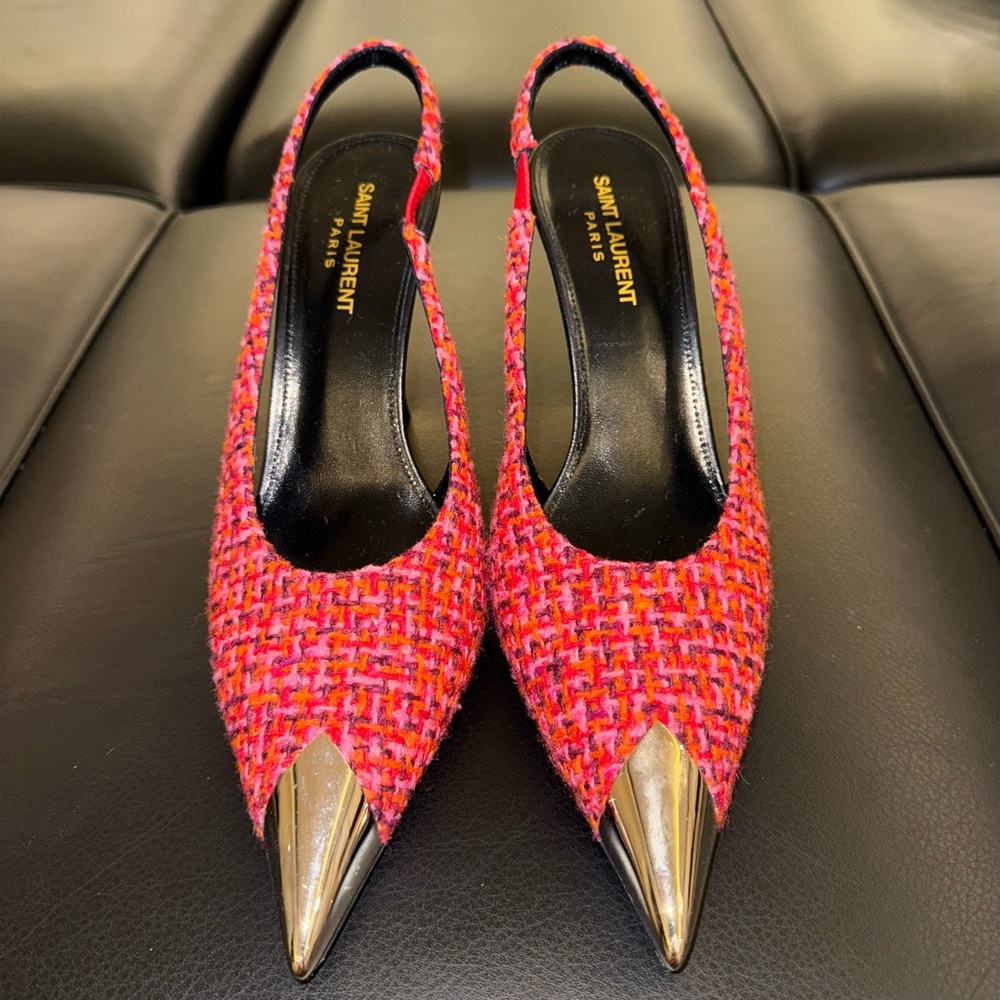 SAINT LAURENT Pointed leather pumps